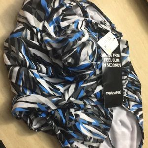 Trimshaoer 16 swimsuit